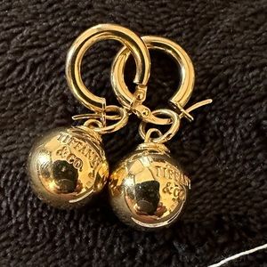 18k Saudi gold earrings